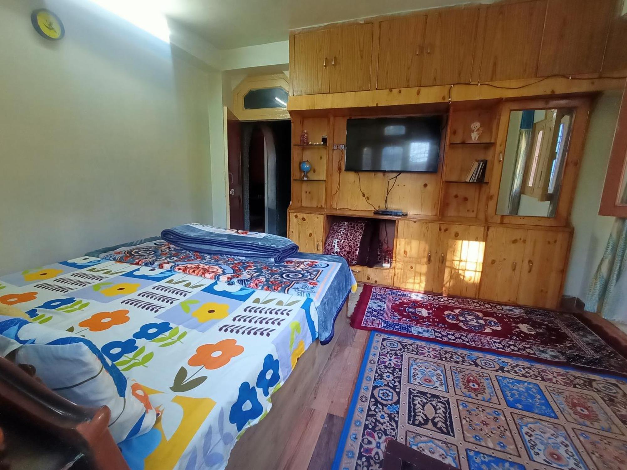 The Shudarang Inn Kalpa Luaran gambar