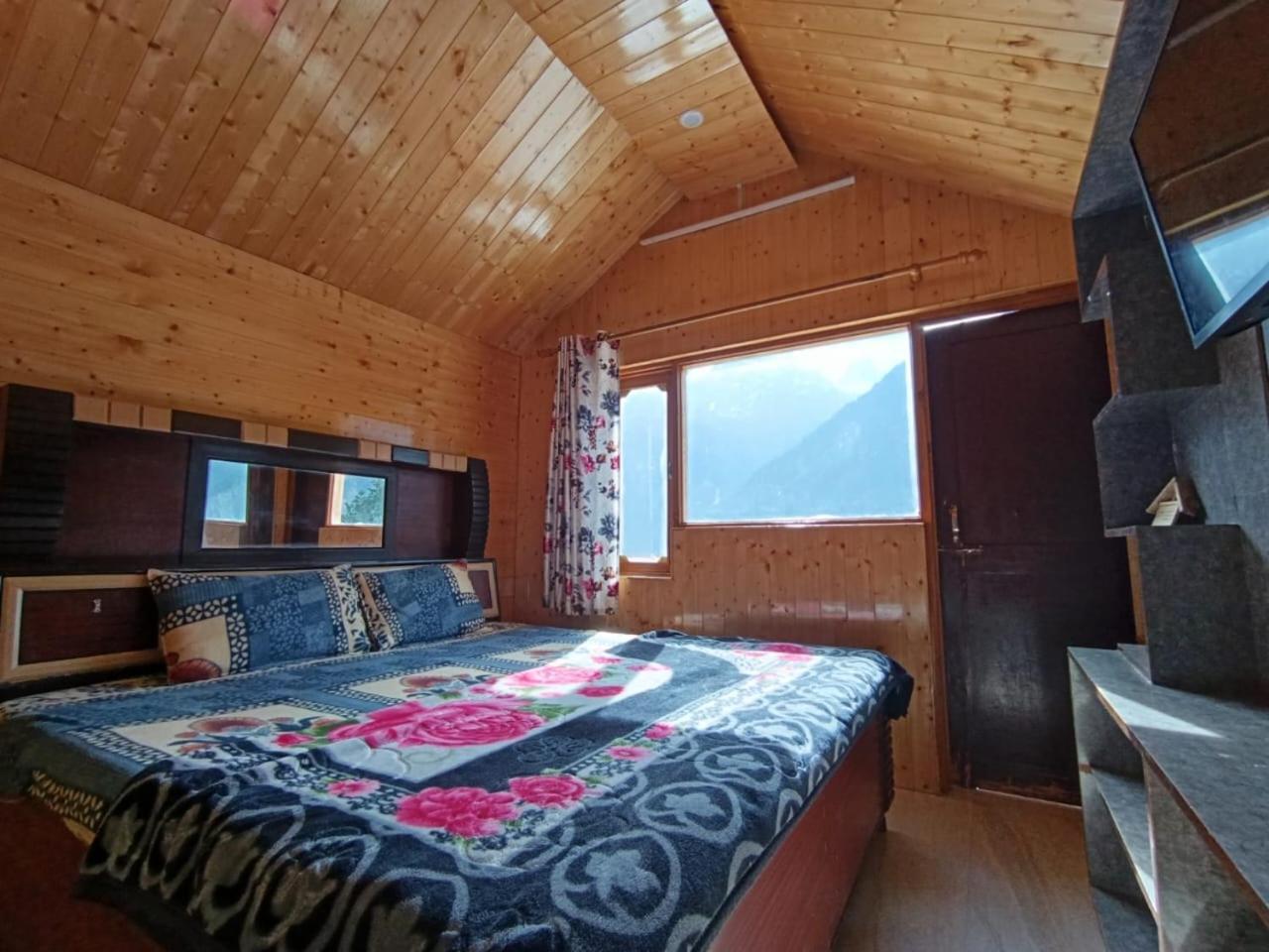 The Shudarang Inn Kalpa Luaran gambar
